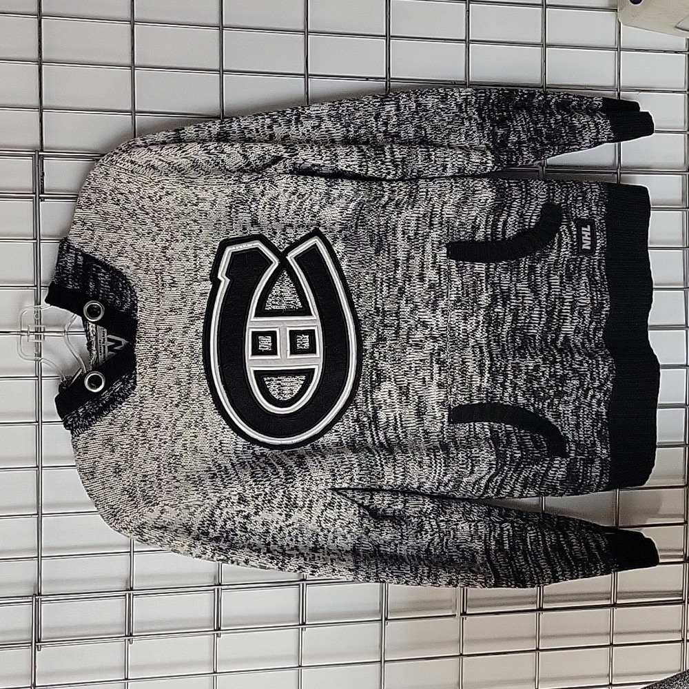 NHL ILANCO Official Licensed Sweater Size S Black and  Gray Hoodie